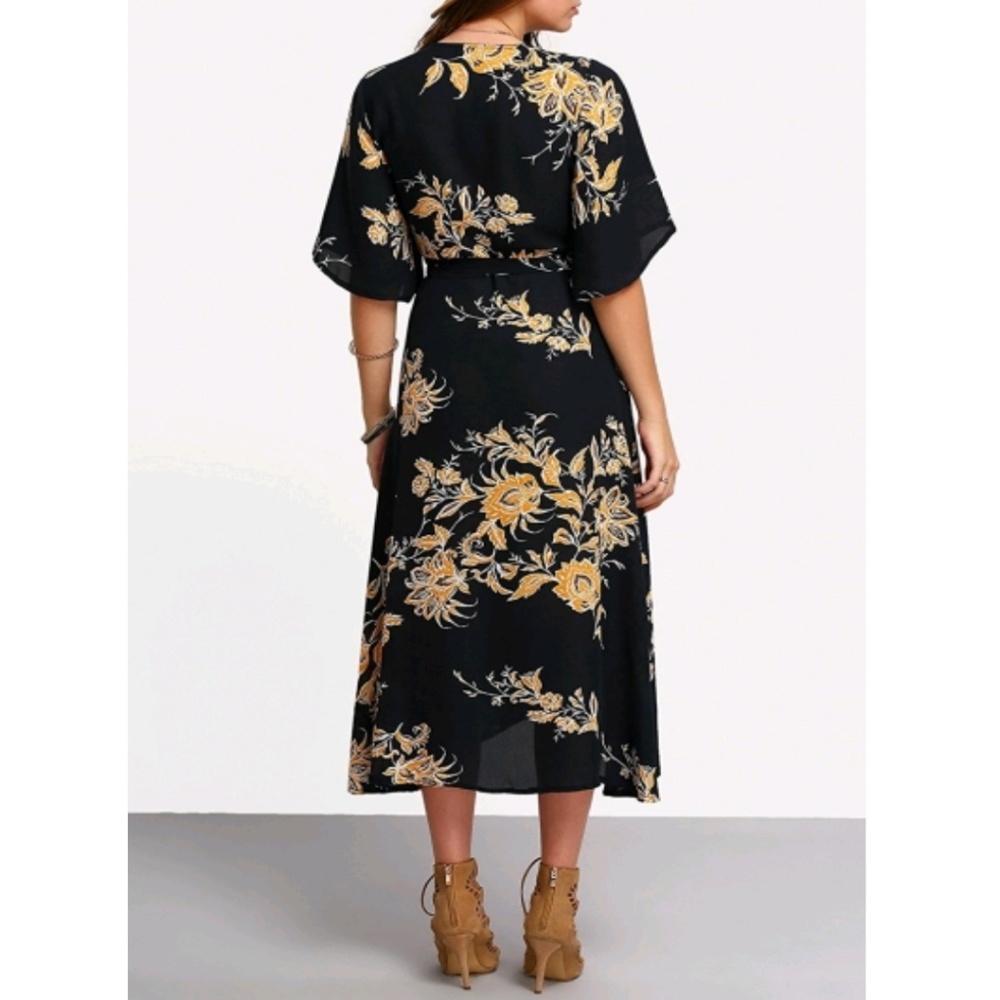 CUPSHE BOHO V-NECK WRAP DRESS - Picture 4 of 4